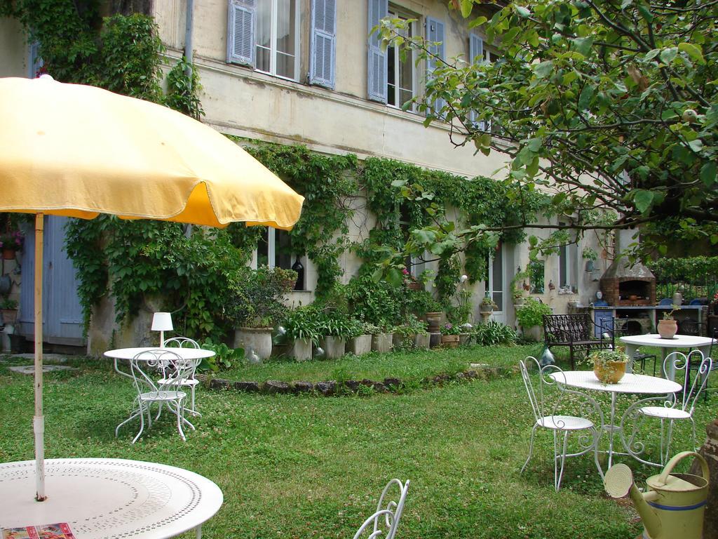 مبيت وإفطار Gilette Au Relais Fleuri المظهر الخارجي الصورة