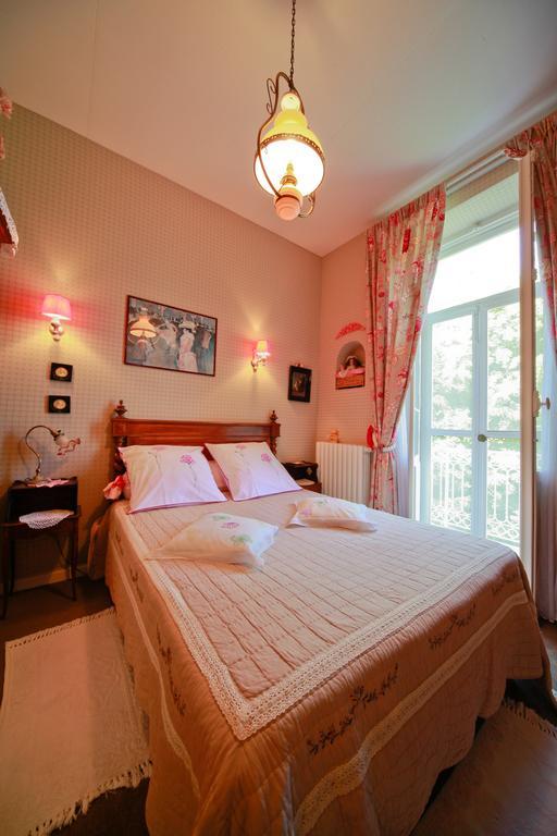 مبيت وإفطار Gilette Au Relais Fleuri المظهر الخارجي الصورة